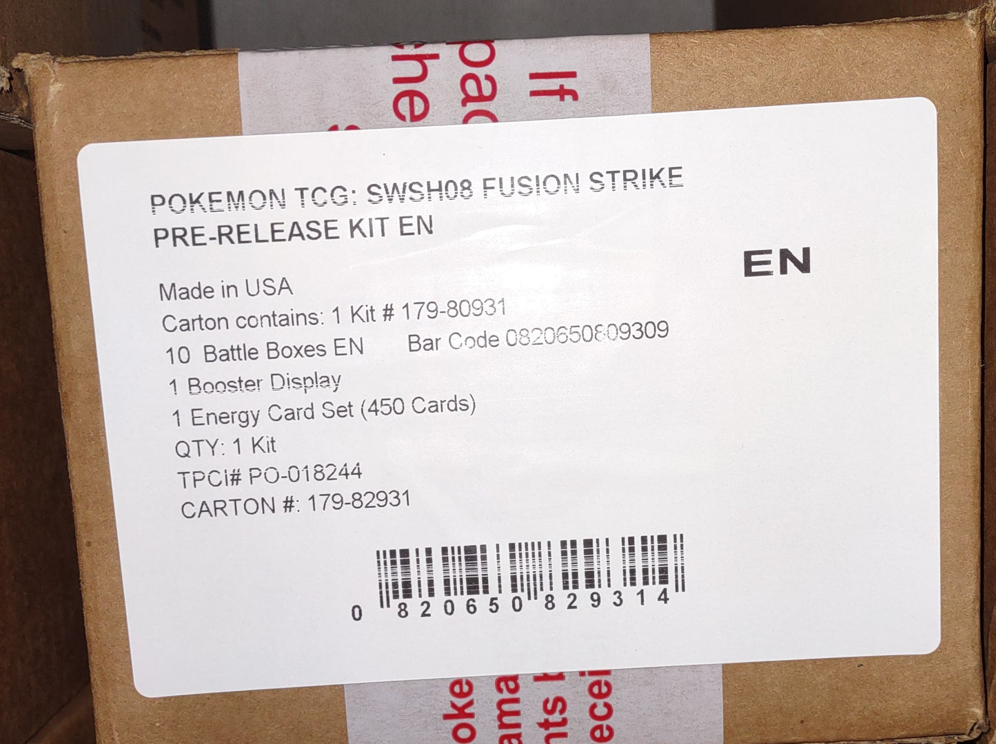Pokemon Fusion Strike Prerelease kit (1 Booster Box plus Build & Battle Display)